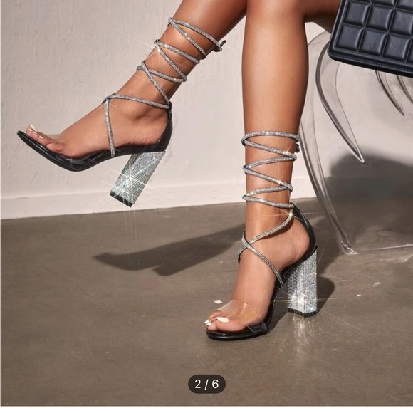 Rhinestone tie leg chunky heels - Picture 3 of 3